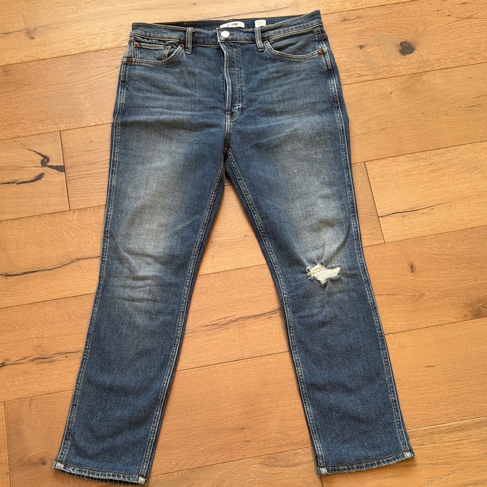 Re/Done womens Distressed Blue Slim Jeans